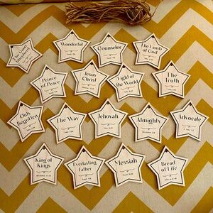 17 wood Christmas star ornaments with all of Christs names (M2)